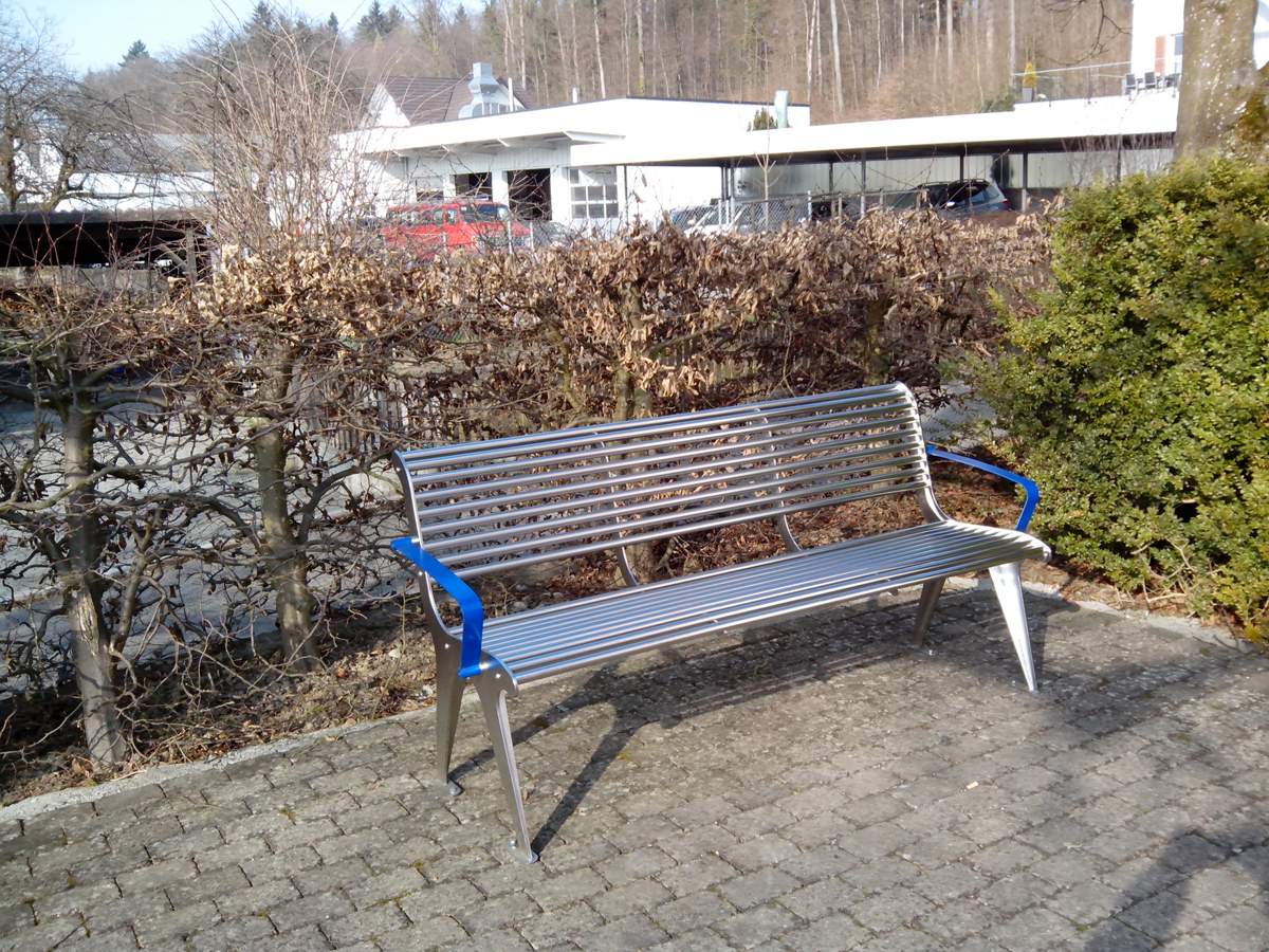 Bench-Mellingen-Jose-Iglesias