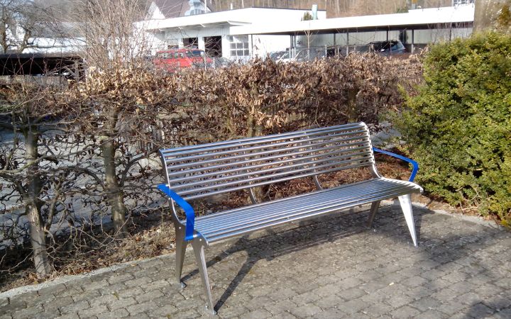 Bench-Mellingen-Jose-Iglesias