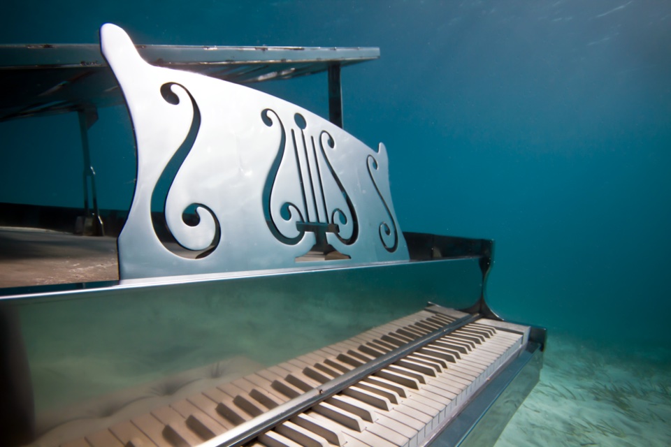 JasondeCairesTaylor_Bahamas_Musha Quay_The Musician4