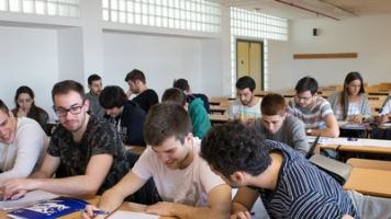 Uni_ACoruña16.16